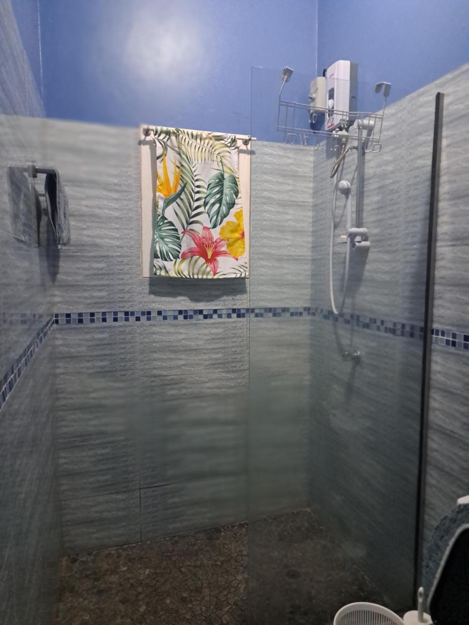 Bed and Breakfast Tropical Almond Haven Сува Екстер'єр фото